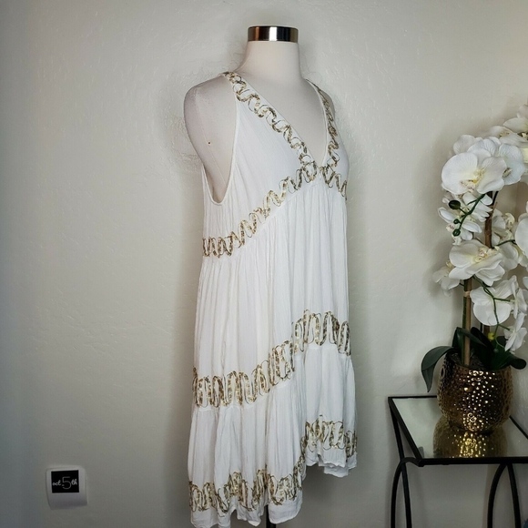 Muche et Muchette Embroidered Sleeveless Dress - Picture 2 of 6